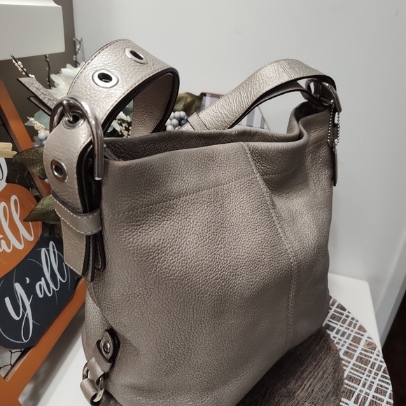 🌸GUC Coach Poppy Genuine Pebble Leather Hobo Crossbody Shoulder Bag, Sil - Picture 5 of 16